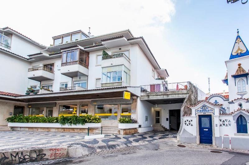 Bright Visconde Apartment - image 28