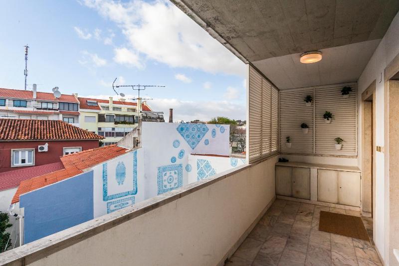 Bright Visconde Apartment - image 15