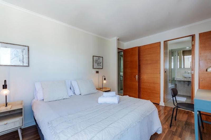 Diego de Velasquez Apartments by Mr BnB - image 2