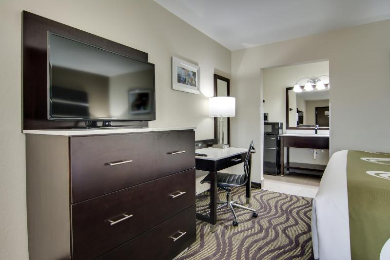 Double Room with Two Double Beds - Upper Floor image 1