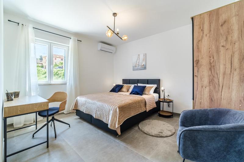 Seaside luxury villa with a swimming pool Splitska Brac - 23815 - image 20