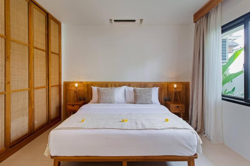 Stunning 3 Bed Villa Close to Cafes and Beach - image 15