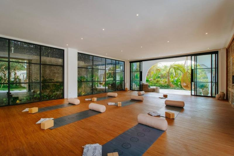 New Mediterranean 5 Bed Chef Daily B'Fast - image 9