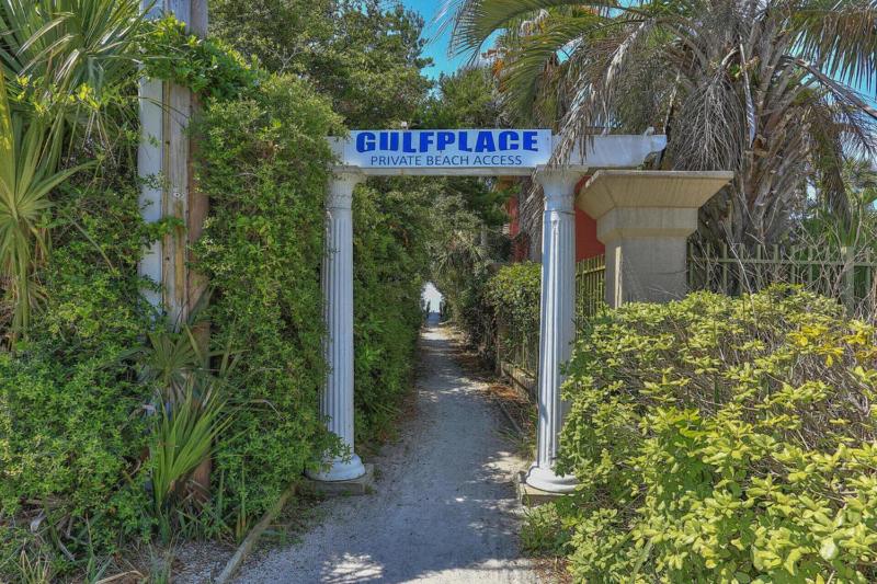 Gulf Getaway - image 29