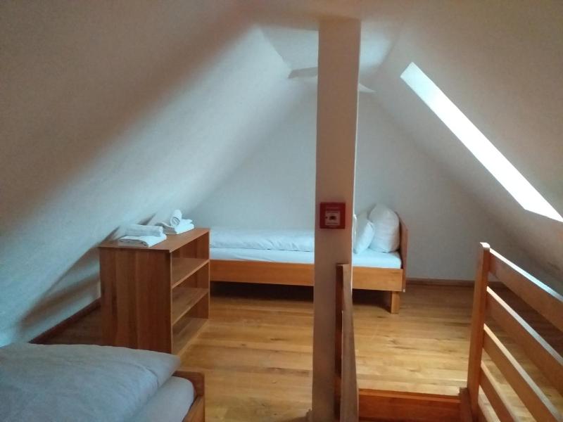 Standard Family Room image 2