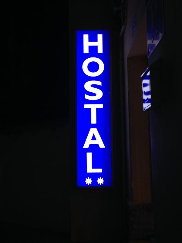 Hostal Termes - image 36