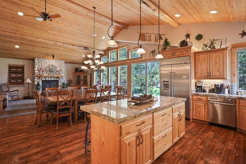 Gorgeous 6BR - image 24