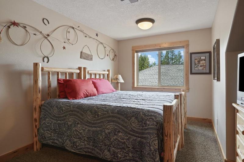 Gorgeous 6BR - image 7