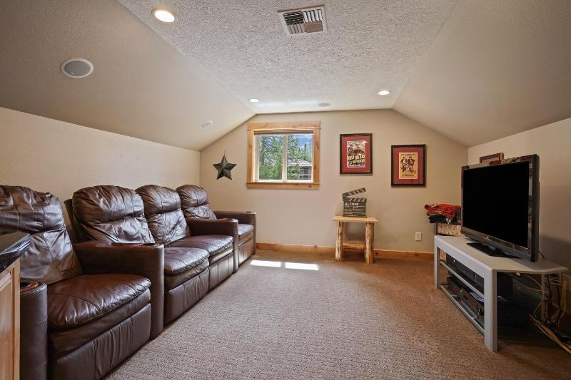 Gorgeous 6BR - image 29