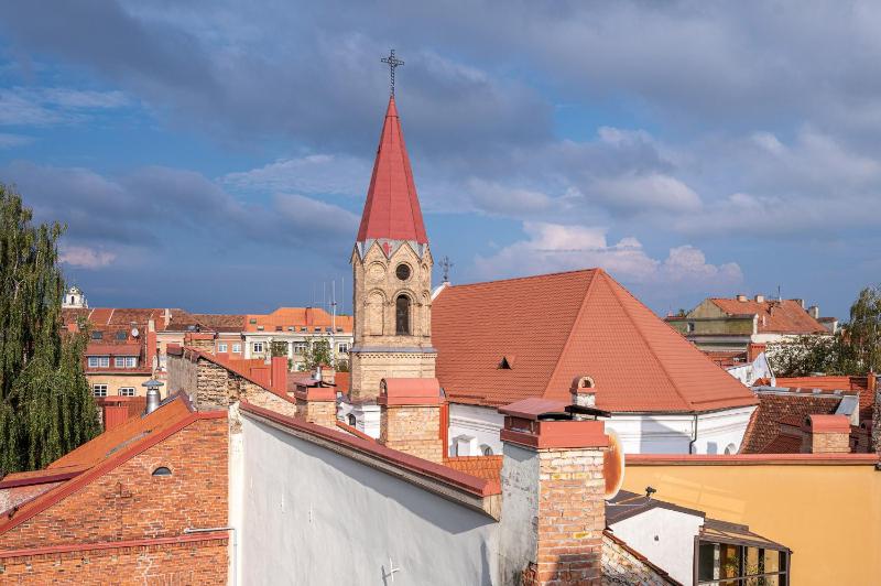 Timeless Bliss Old Town Apartment by Reside Baltic - image 4
