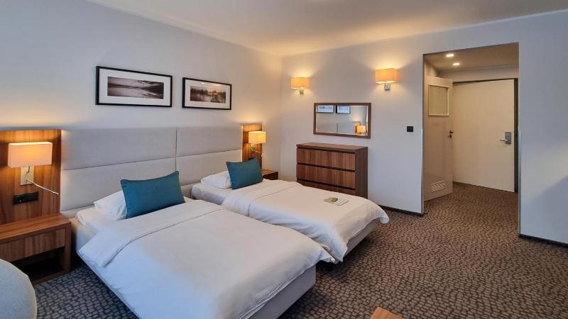 Double or Twin Room image 3