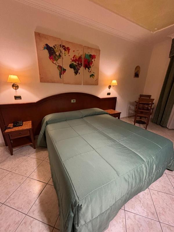 Single Room image 1