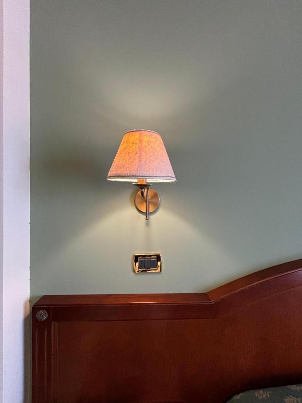 Single Room image 3