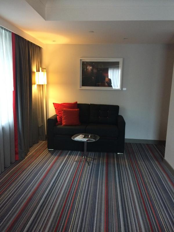 Junior King Suite image 2