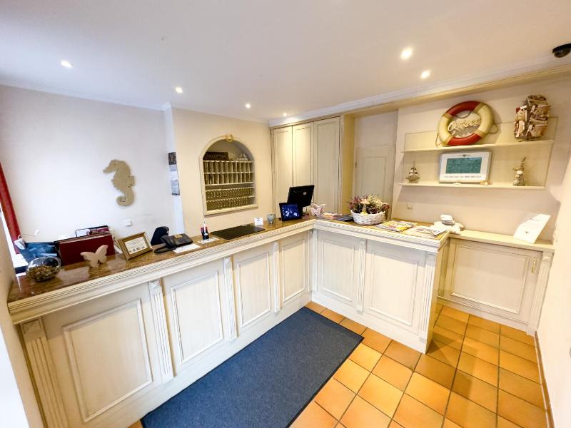 Double Room (1 Adult) image 1