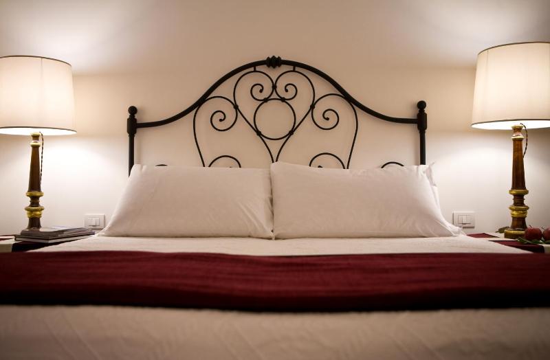 Superior Double Room image 3