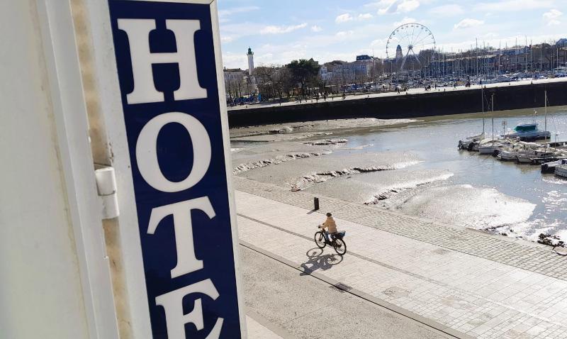 Family Room - Port Side image 1