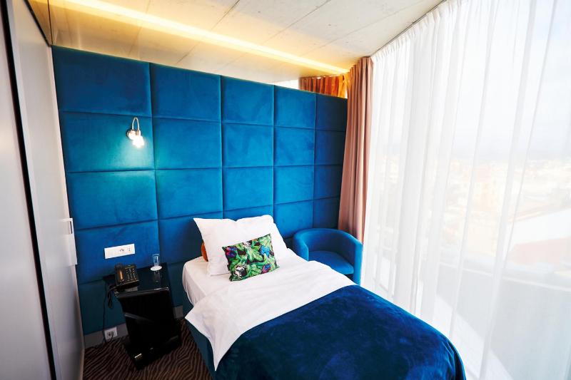 Single Room with Private Bathroom image 1