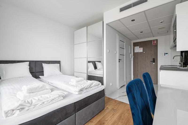 RentPlanet - Apartamenty Pileckiego - image 14