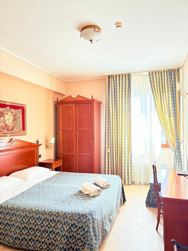 Triple Room image 1