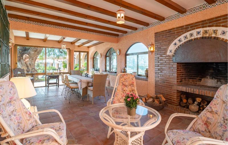 Awesome Home In Almuñecar - image 26