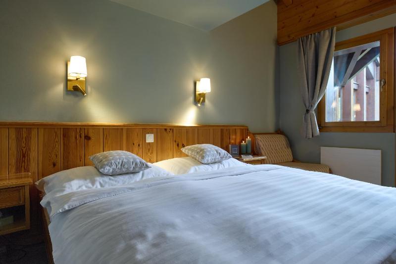 Quadruple Room image 3