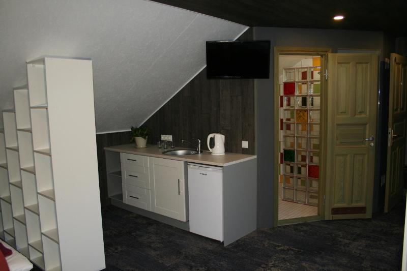 Family Room image 2