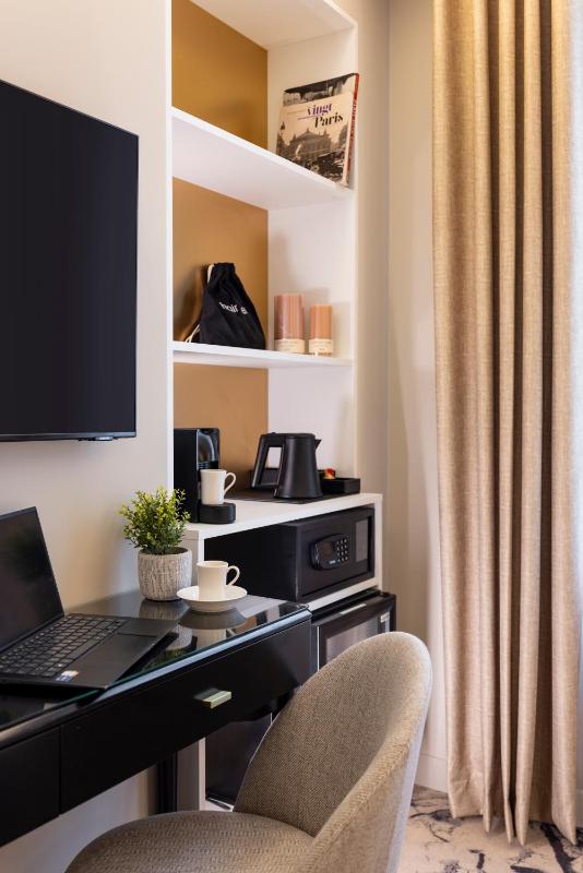 Deluxe Single Room image 3