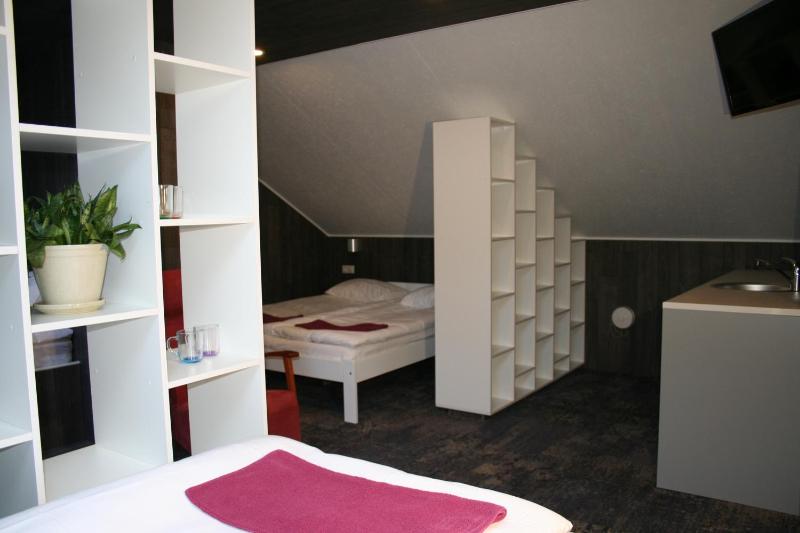 Family Room image 3