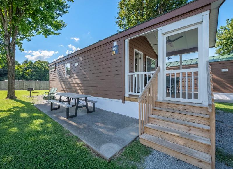 Two-Bedroom House image 4