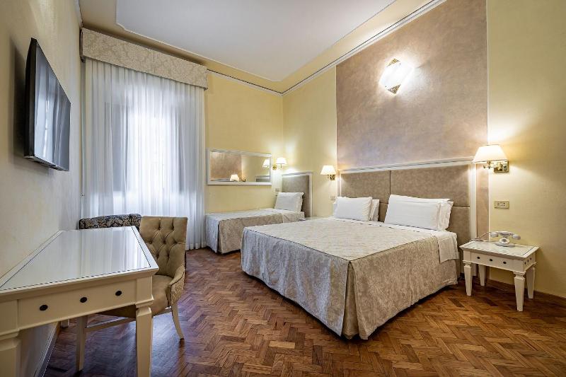 Junior Suite image 1