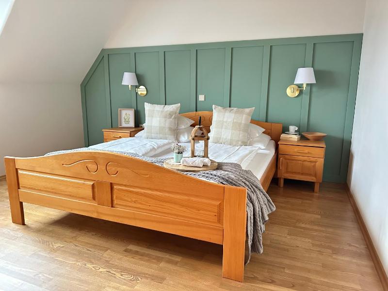 Deluxe Double Room image 2
