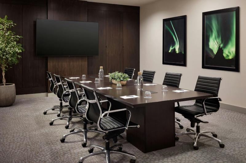 The Westin Calgary Airport - image 2
