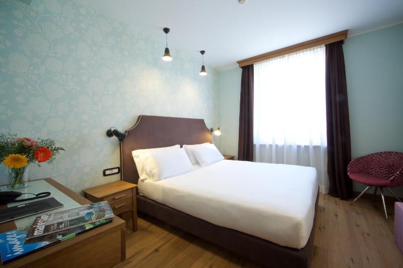 Duca D'Aosta Hotel - image 31
