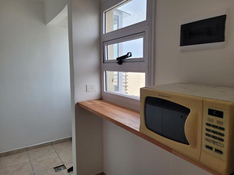 Beautiful apartment in Almagro - image 9