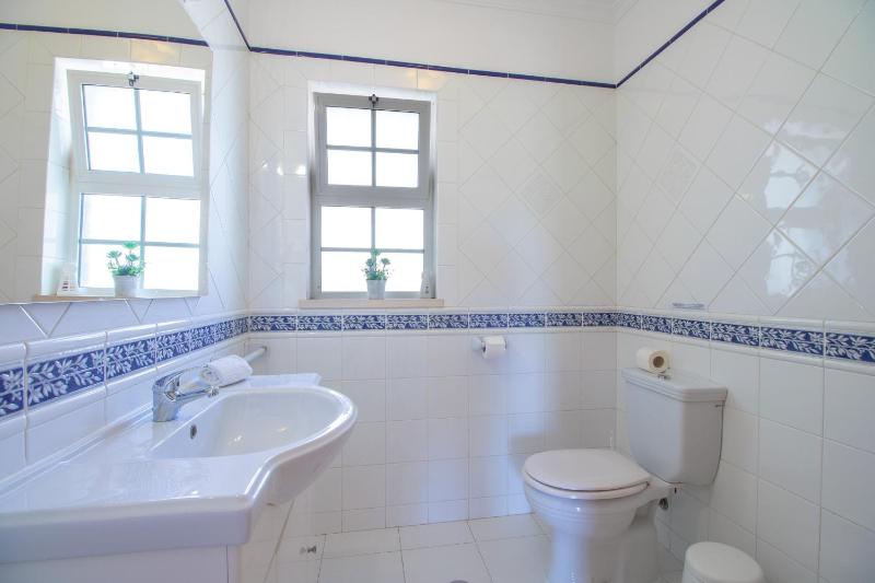 Villa Azul by Algarve Holidays - image 10