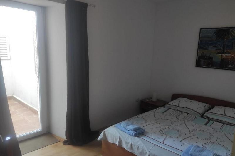 Apartments by the sea Vodice - 23858 - image 12