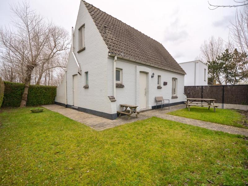 Villa near Belgian Coast with Garden - image 21