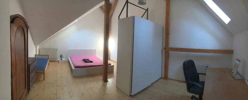 Dachgeschosswohnung mit 2 Schlafzimmern - image 7