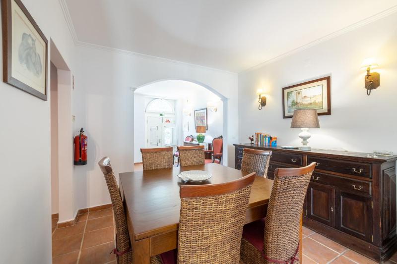 BeGuest Cascais Casa da Tia Marta - image 31