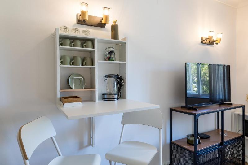 BeGuest Cascais Cozy Studio - image 4