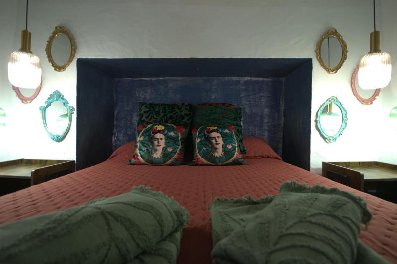 Livingtarifa Warhol - image 7