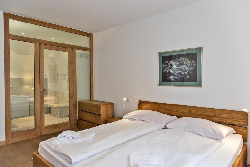Two-Bedroom Apartment image 4