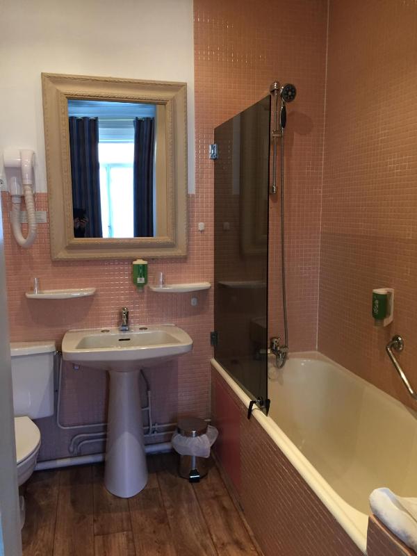 Privilege Double or Twin Room image 4