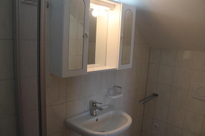 Double Room with Mountain View image 4