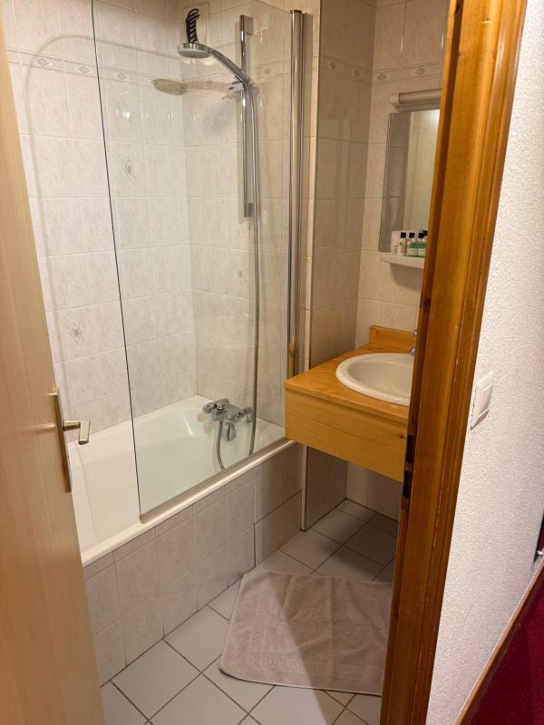 Standard Triple Room image 3