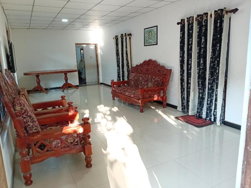 Dhanara Homestay - image 10