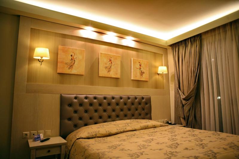 Double or Twin Room image 2