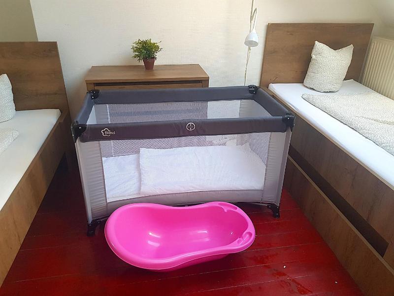 Black Sheep Budapest Smart Rooms - image 14