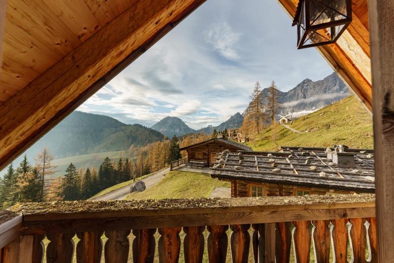 Superior Chalet image 2